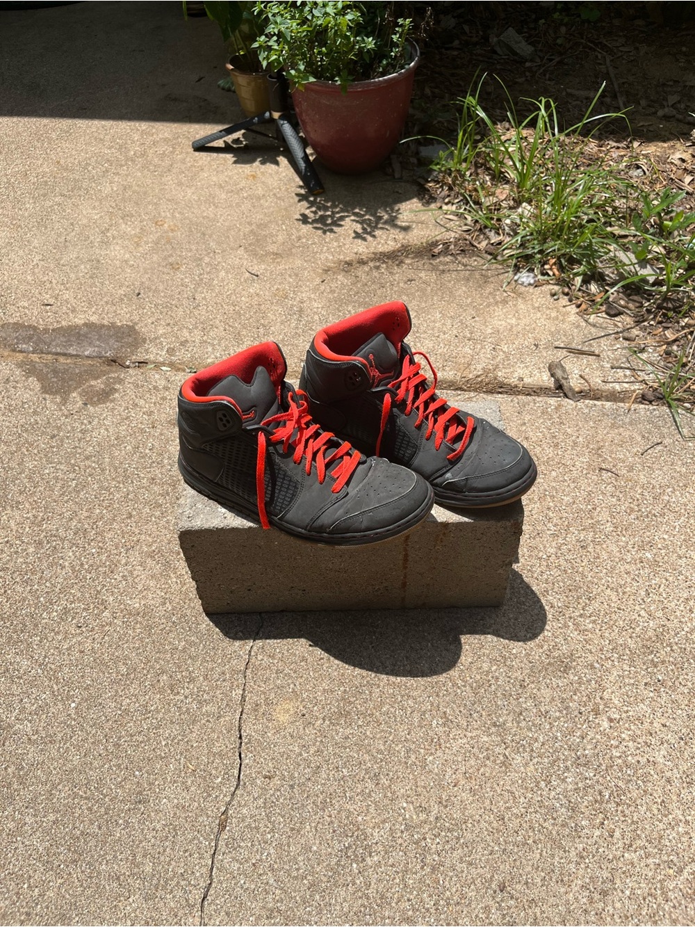 Nike Men's High-Top Sneakers in Charcoal Gray with Red Accents